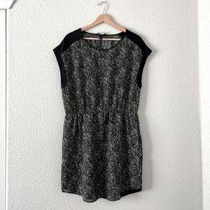 H&M Comfortable Dress Black Beige Light weight